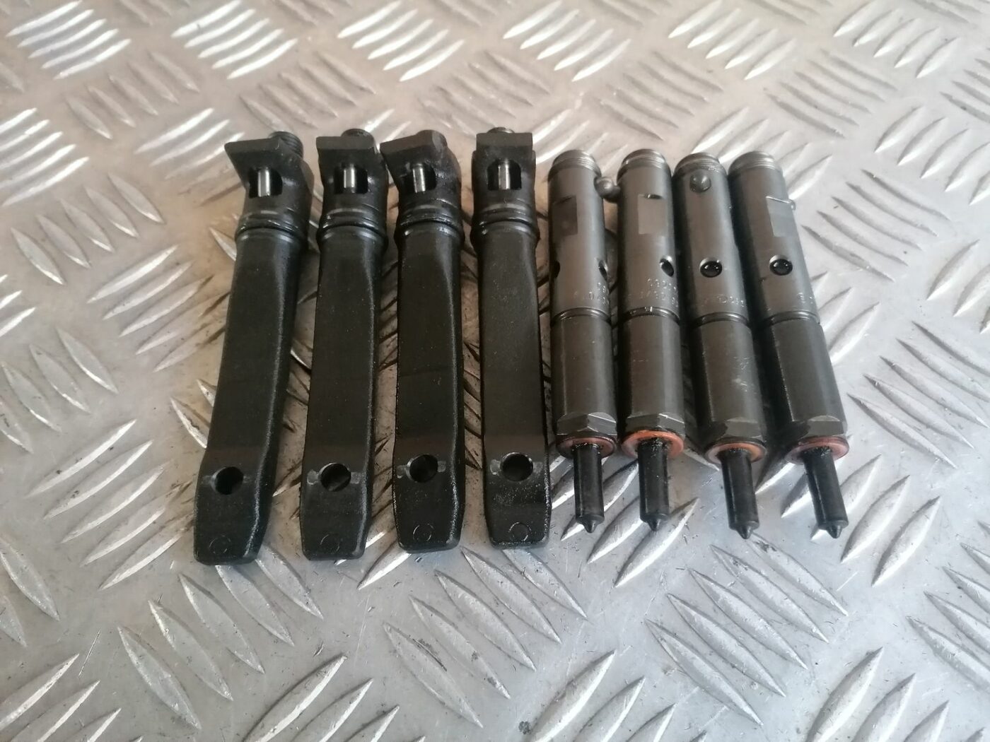 Degvielas smidzinātājs priekš OPEL VECTRA C 2002 2 Degvielas smidzinātājs priekš OPEL VECTRA C 2002