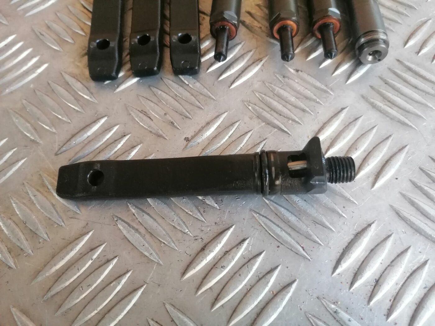 Degvielas smidzinātājs priekš OPEL VECTRA C 2002 6 Degvielas smidzinātājs priekš OPEL VECTRA C 2002