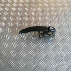 Priekšējāis kreisais durvju rokturis priekš OPEL VECTRA C 2002