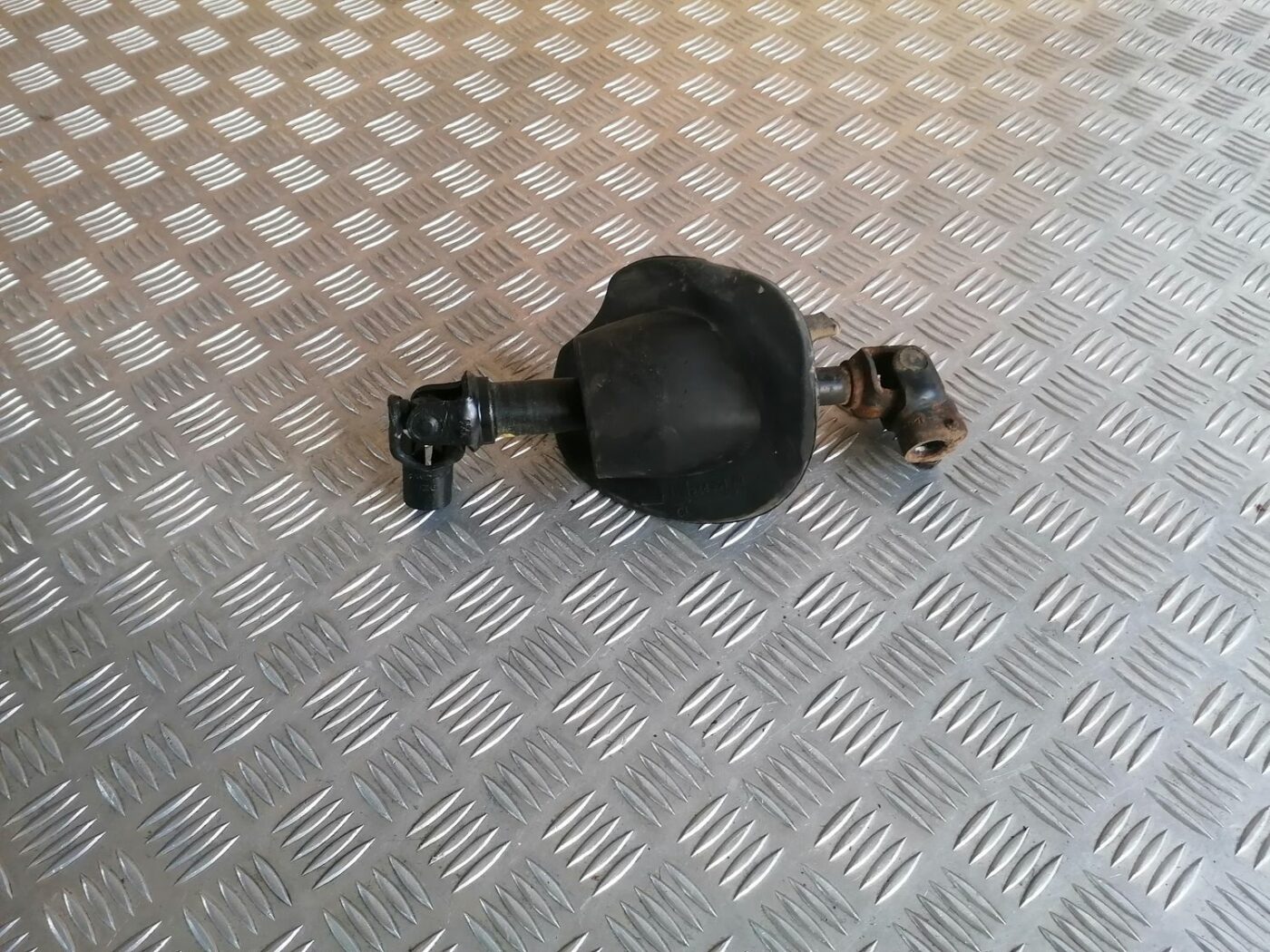 Stūres statnes kardāns priekš OPEL VECTRA C 2002 7 Stūres statnes kardāns priekš OPEL VECTRA C 2002