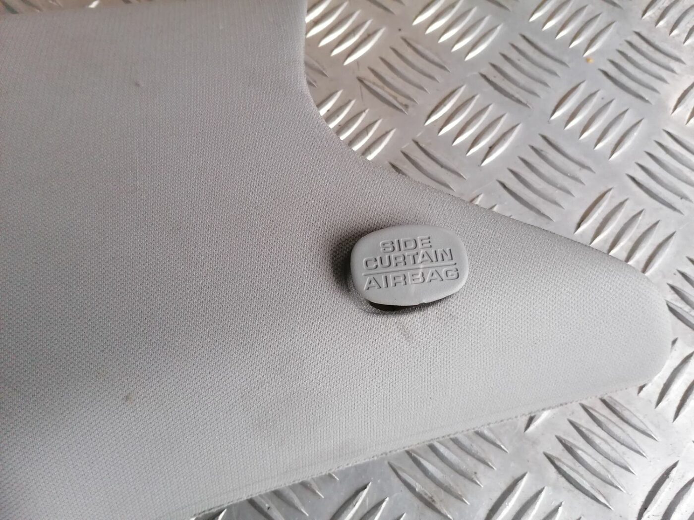 Vidējas salona statnes apdare priekš HONDA ACCORD 2008