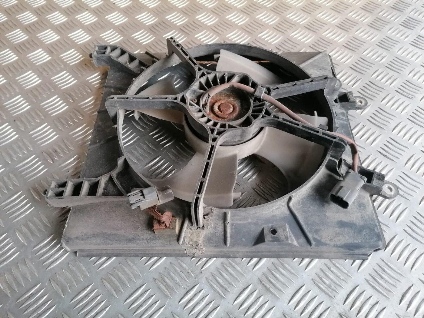 Dzesēšanas radiatora ventilators priekš HONDA ACCORD 2008 8 Dzesēšanas radiatora ventilators priekš HONDA ACCORD 2008