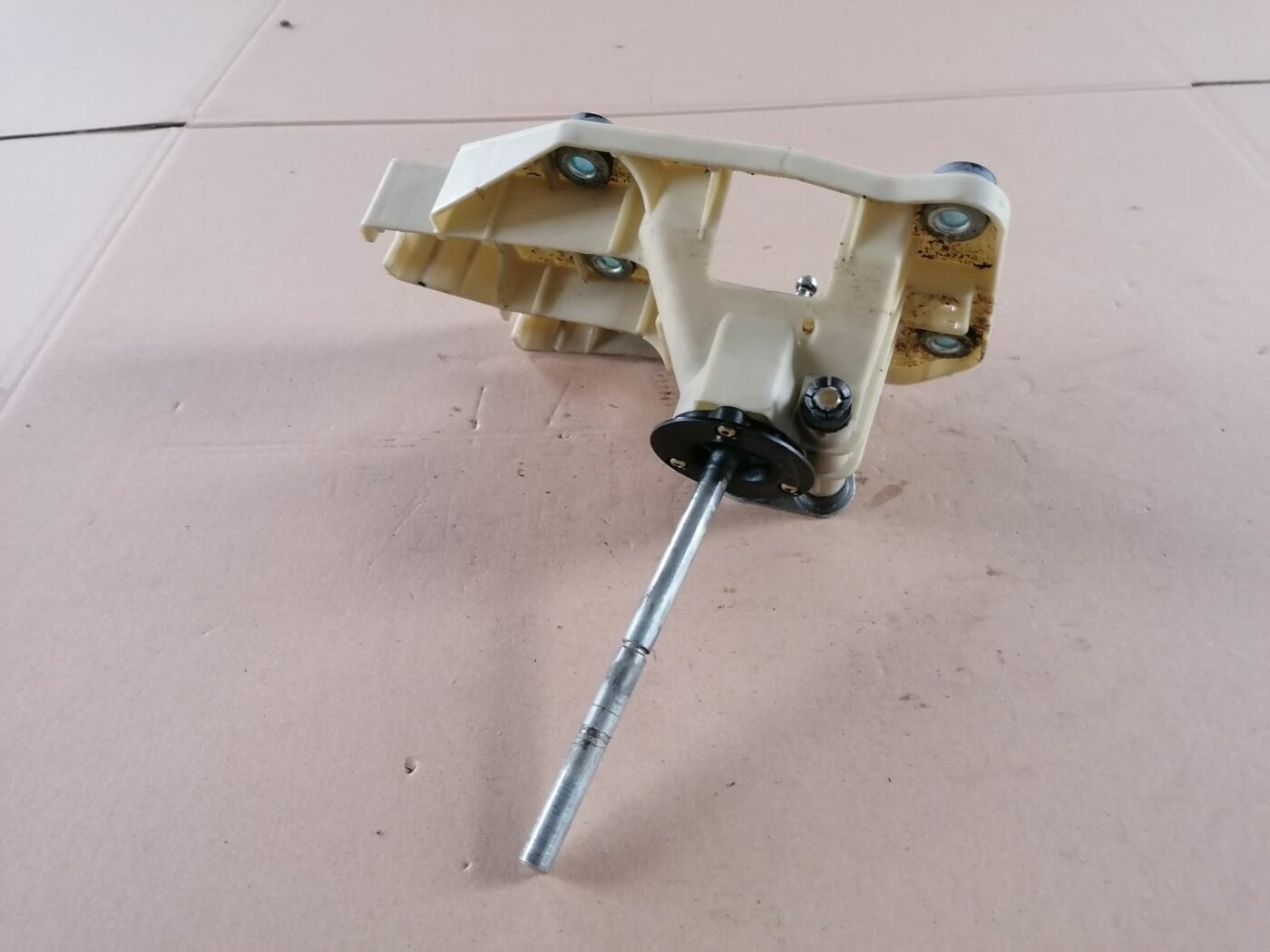 Ātrumu pārslēgšanas slēdzis priekš VOLVO S60 2004 2 Ātrumu pārslēgšanas slēdzis priekš VOLVO S60 2004