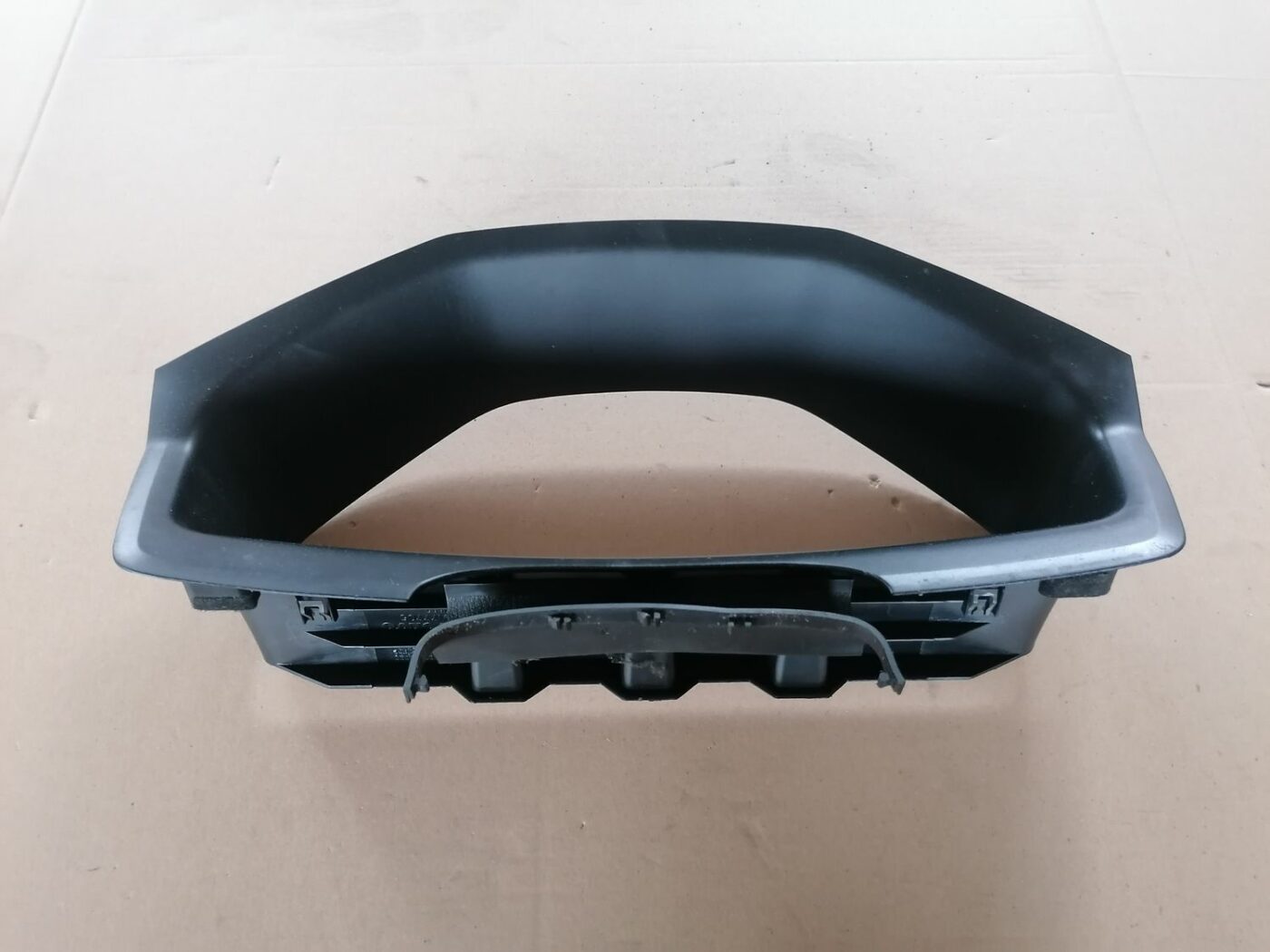 Spidometra apdare priekš VOLVO S60 2004 2 Spidometra apdare priekš VOLVO S60 2004