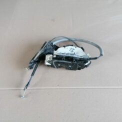 Aizmugurējo labo durvju slēdzene priekš SKODA YETI 2012