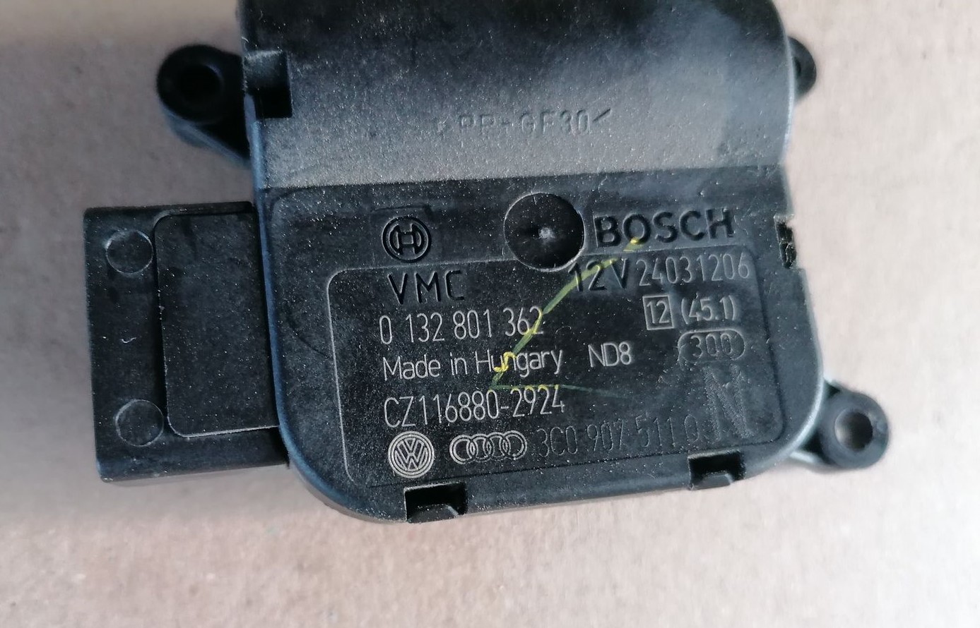 Apsildes sistēmas aktuators priekš SKODA YETI 2012