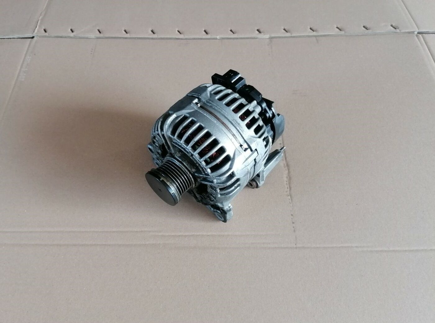 Ģenerators priekš SKODA YETI 2012 1 Ģenerators priekš SKODA YETI 2012