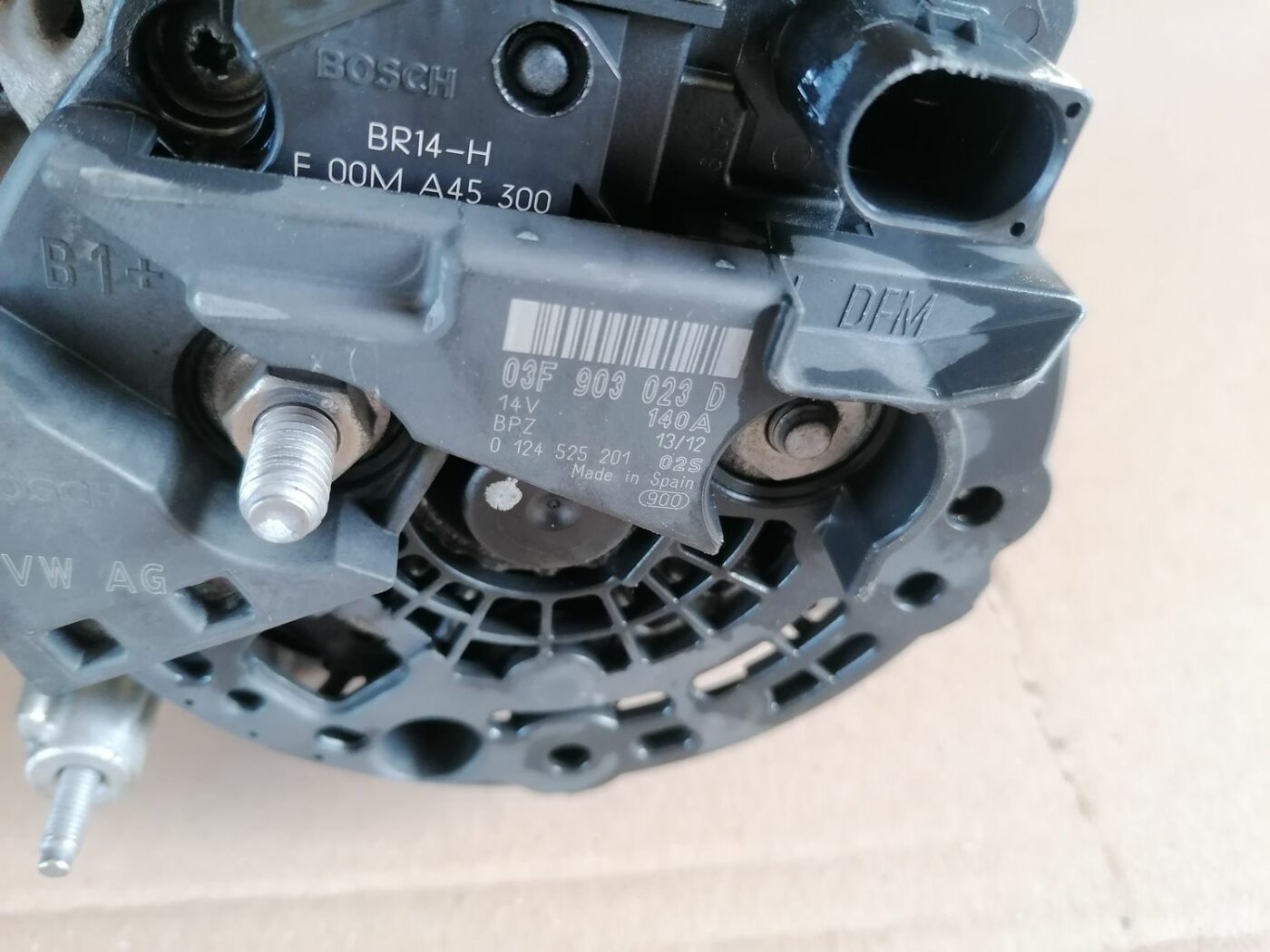 Ģenerators priekš SKODA YETI 2012 8 Ģenerators priekš SKODA YETI 2012