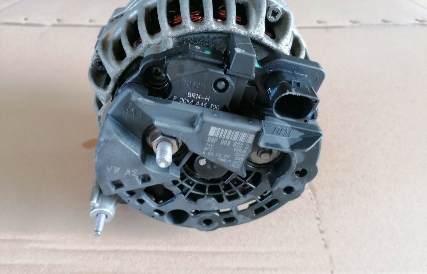 Ģenerators priekš SKODA YETI 2012 6 Ģenerators priekš SKODA YETI 2012