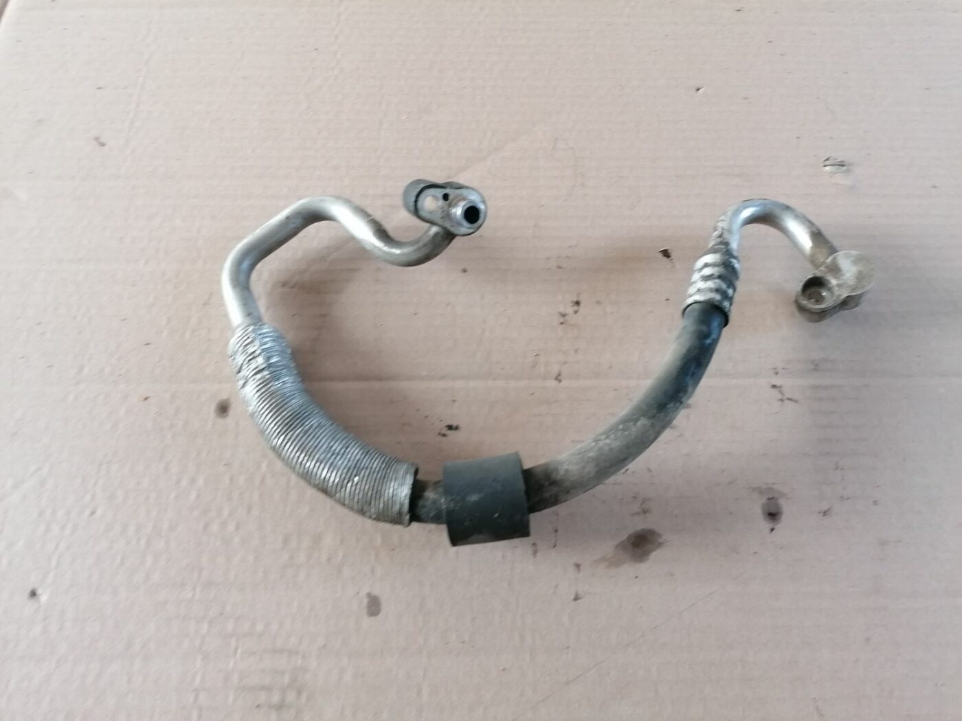 Gaisa kondicioniera caurule priekš SKODA YETI 2012 1 Gaisa kondicioniera caurule priekš SKODA YETI 2012