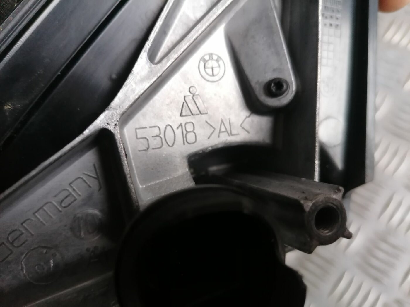 Ārējais spogulis, pa labi priekš BMW 1 E87 2007 GRAPHITE 3 Ārējais spogulis, pa labi priekš BMW 1 E87 2007 GRAPHITE