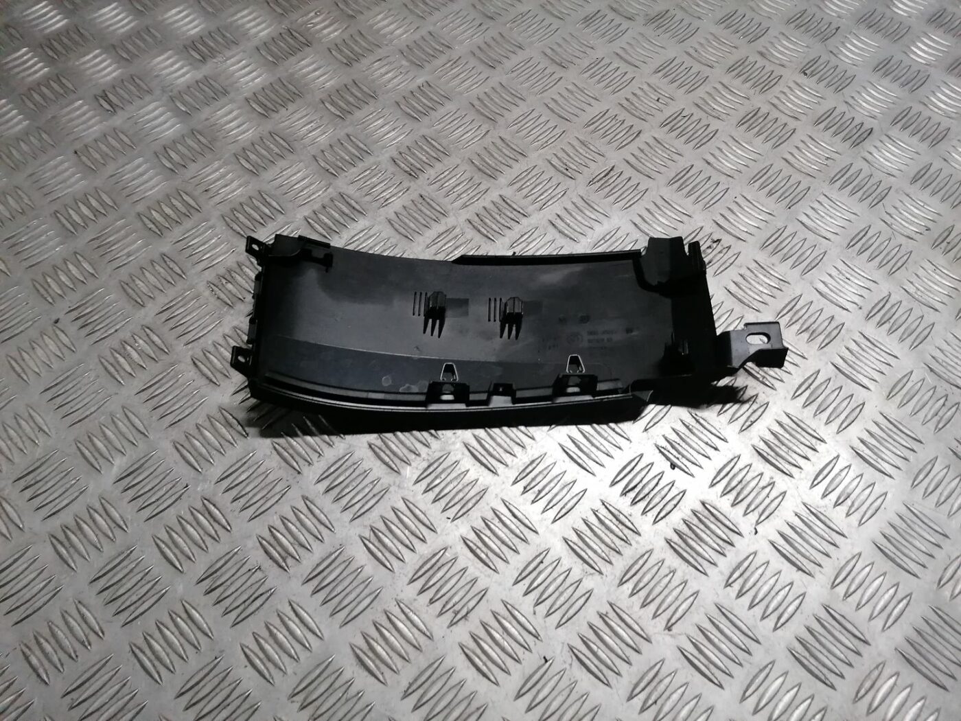 Stūres statnes putekļu aizsargs (salonā) priekš BMW 1 E87 2007 GRAPHITE 5 Stūres statnes putekļu aizsargs (salonā) priekš BMW 1 E87 2007 GRAPHITE