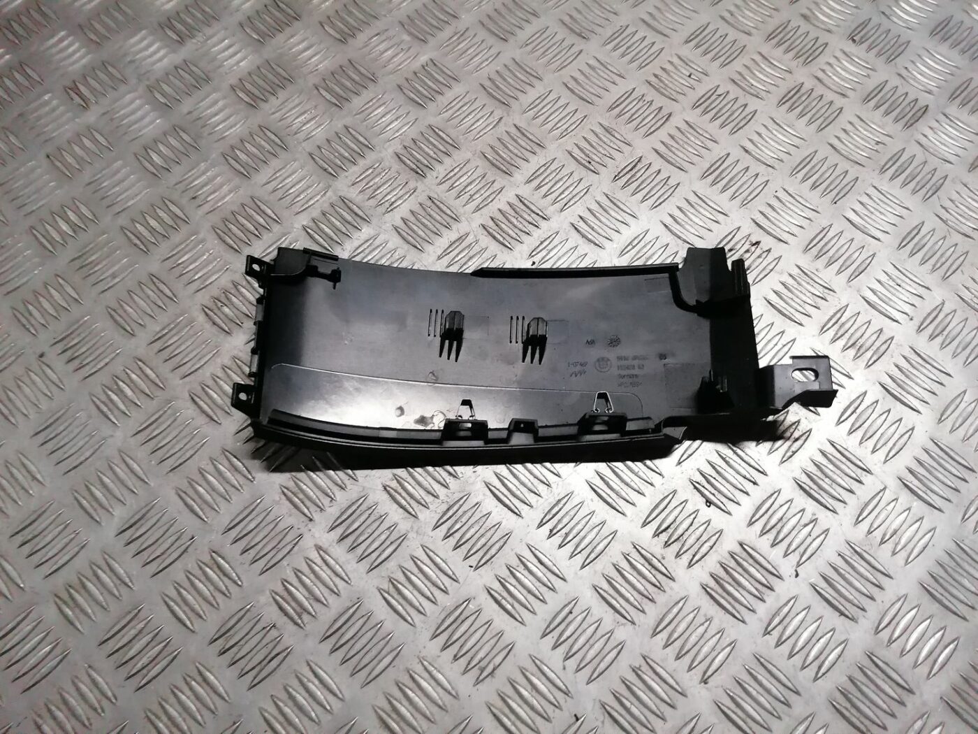 Stūres statnes putekļu aizsargs (salonā) priekš BMW 1 E87 2007 GRAPHITE 3 Stūres statnes putekļu aizsargs (salonā) priekš BMW 1 E87 2007 GRAPHITE