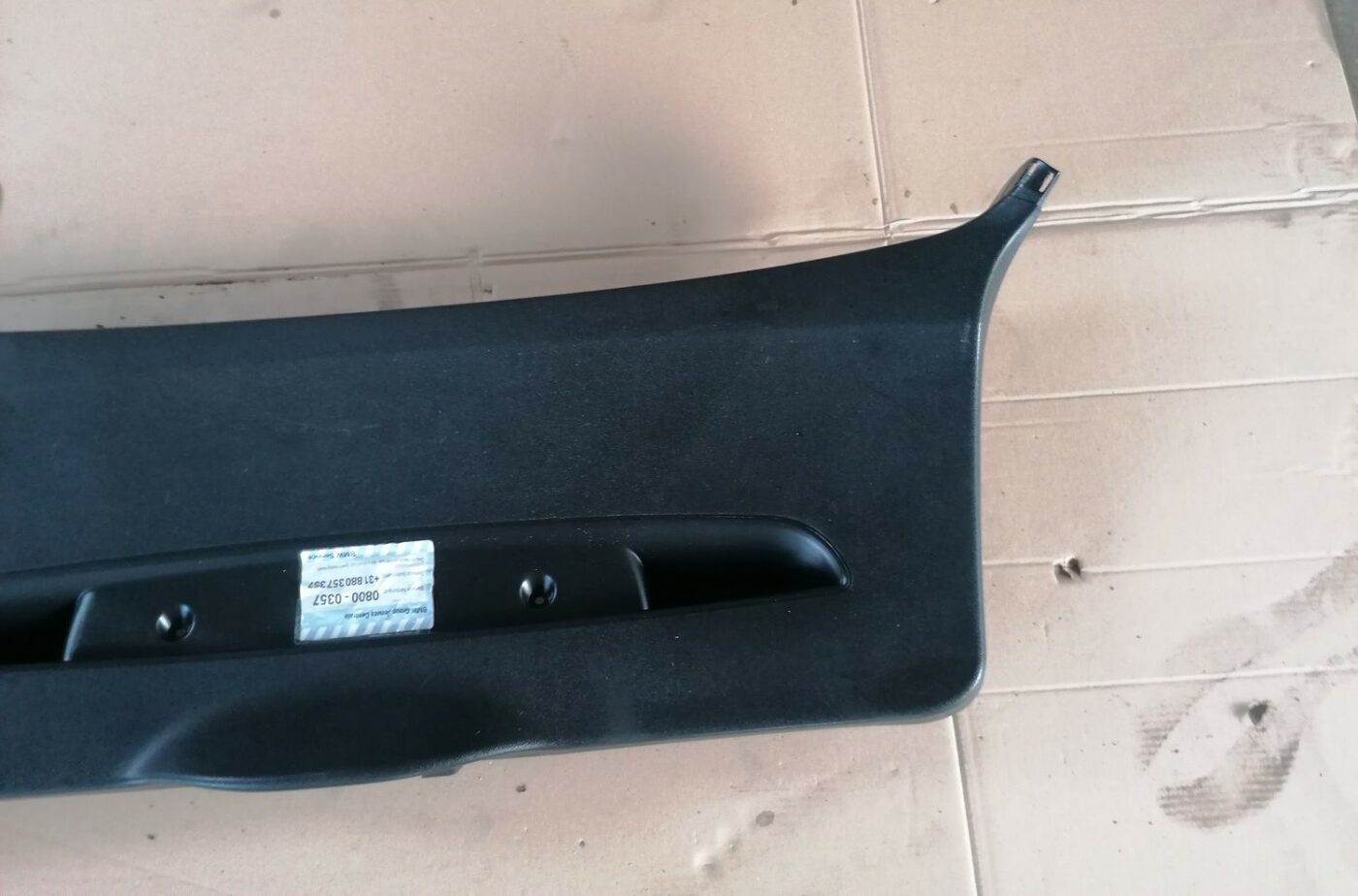 Bagāžnieka vāka liela apdare priekš BMW 1 E87 2007 GRAPHITE 6 Bagāžnieka vāka liela apdare priekš BMW 1 E87 2007 GRAPHITE