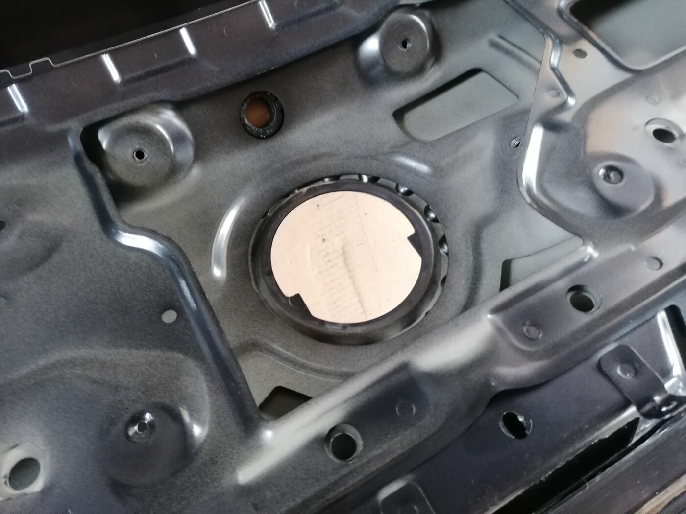 Bagāžnieka vāks priekš BMW 1 E87 2007 GRAPHITE 5 Bagāžnieka vāks priekš BMW 1 E87 2007 GRAPHITE