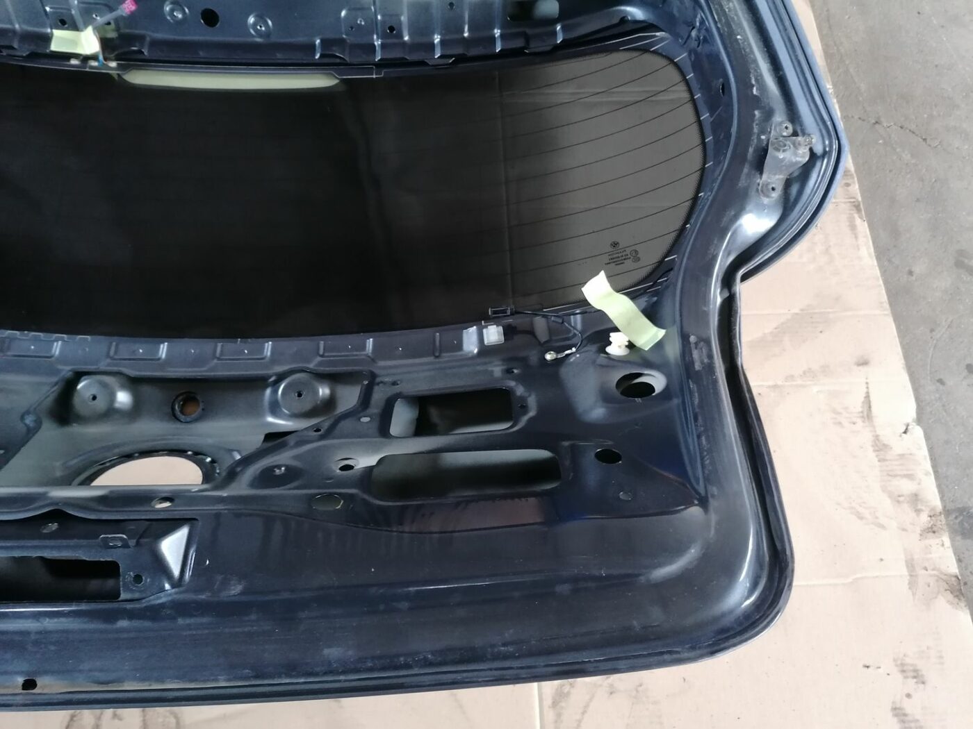 Bagāžnieka vāks priekš BMW 1 E87 2007 GRAPHITE 4 Bagāžnieka vāks priekš BMW 1 E87 2007 GRAPHITE