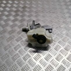 Bremžu pastiprinātāja galvenais cilindrs priekš SKODA OCTAVIA 2012