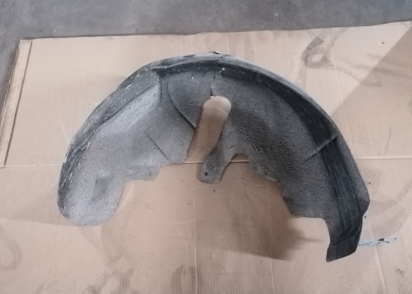 Aizmugurējais labais paspārns priekš SKODA OCTAVIA 2012 1 Aizmugurējais labais paspārns priekš SKODA OCTAVIA 2012