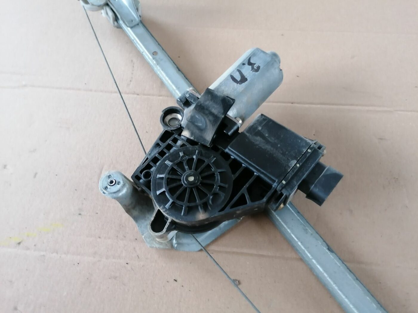 Stikla pacelšanas mehānisms aizmugurējais labais priekš OPEL ZAFIRA 2002 5 Stikla pacelšanas mehānisms aizmugurējais labais priekš OPEL ZAFIRA 2002