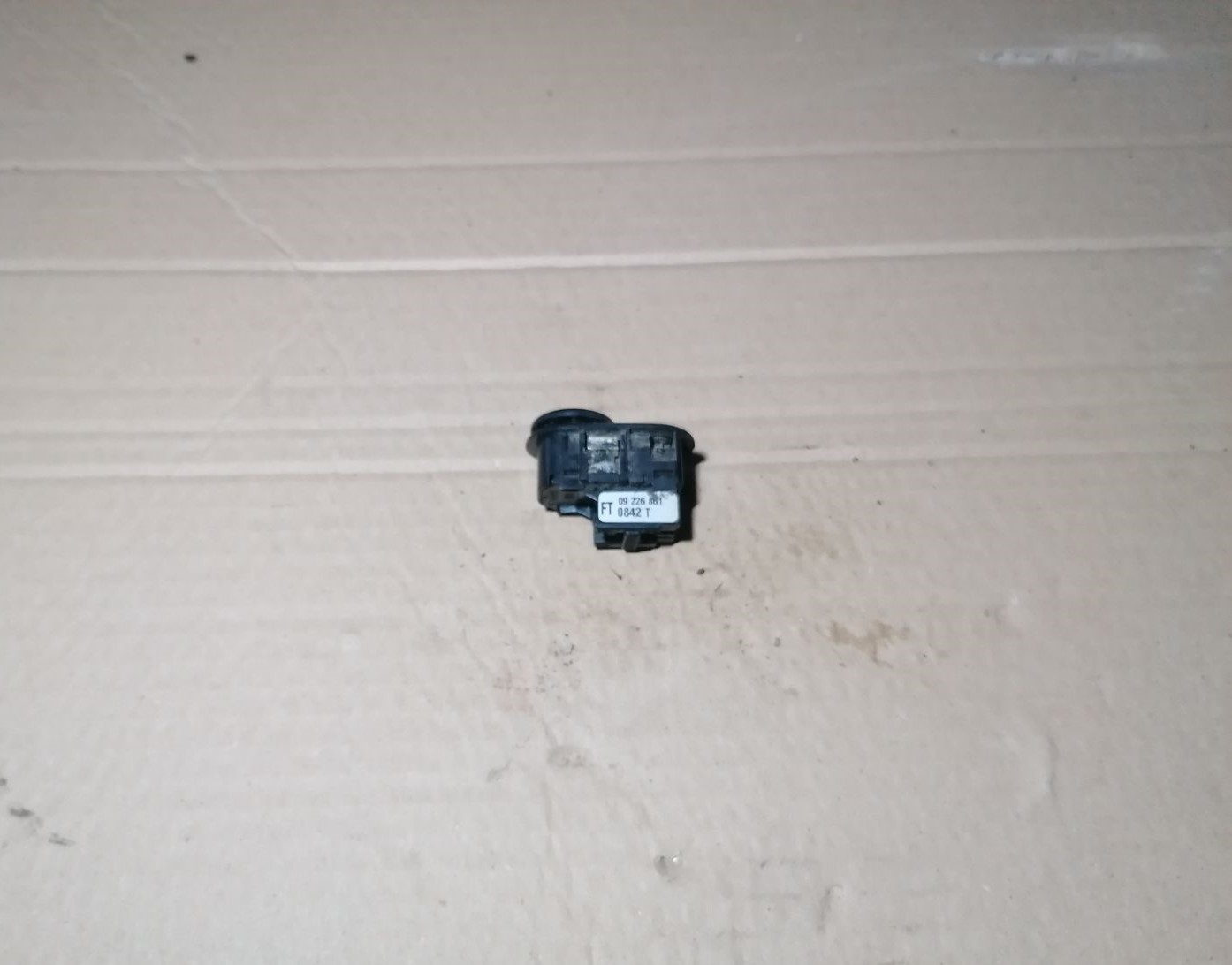 Spoguļa regulēšanas poga priekš OPEL ZAFIRA 2002 4 Spoguļa regulēšanas poga priekš OPEL ZAFIRA 2002