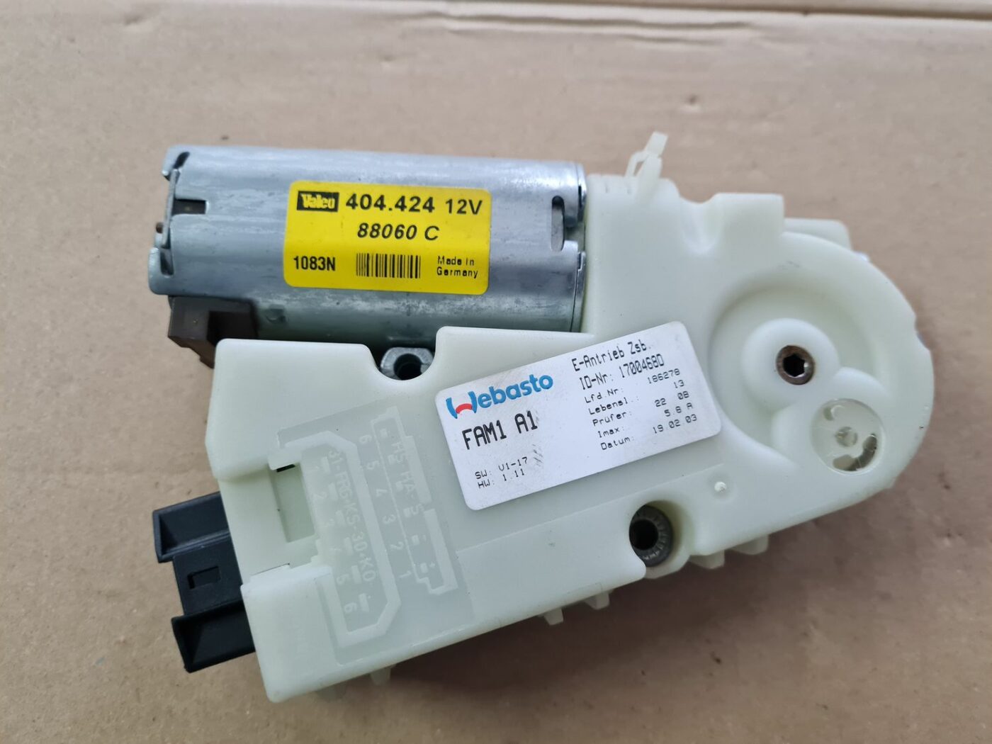 Lūka motors priekš PEUGEOT 307 2003 3 Lūka motors priekš PEUGEOT 307 2003