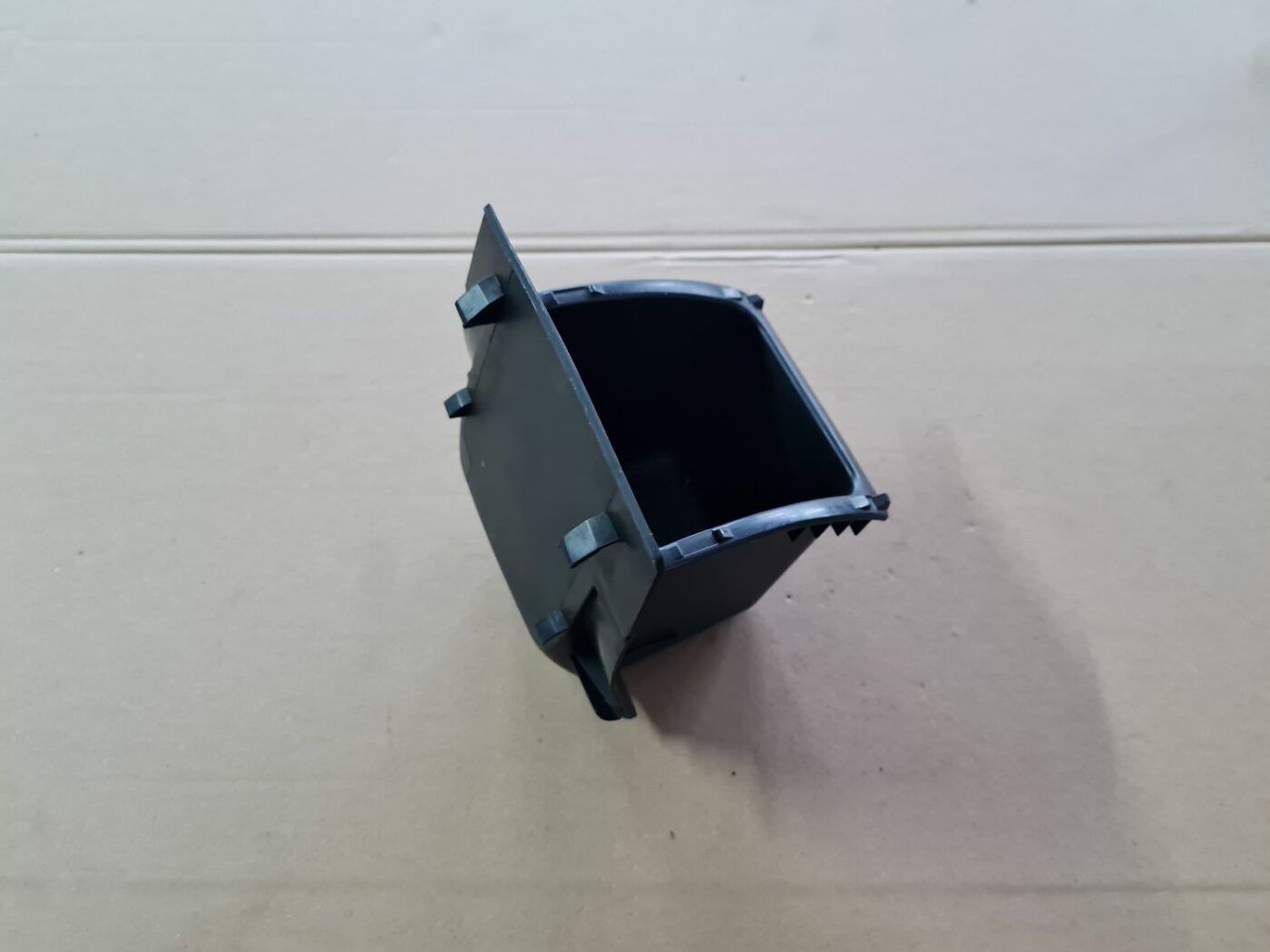 Pelnu trauks priekš PEUGEOT 307 2003 1 Pelnu trauks priekš PEUGEOT 307 2003