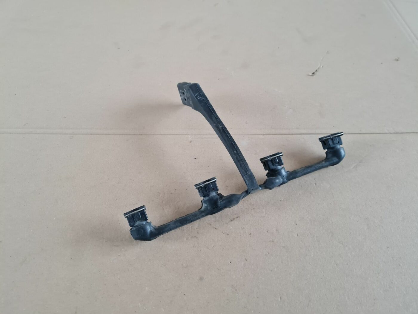 Degvielas smidzinātāju vadi priekš PEUGEOT 307 2003 1 Degvielas smidzinātāju vadi priekš PEUGEOT 307 2003