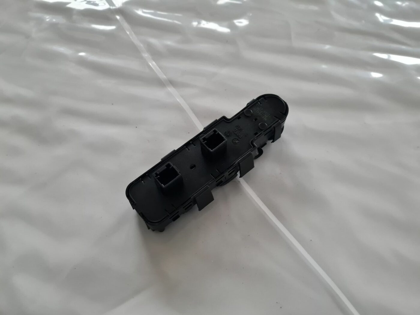 Šofera durvju slēdža pogas priekš CITROEN C4 2006-2 2 Šofera durvju slēdža pogas priekš CITROEN C4 2006-2