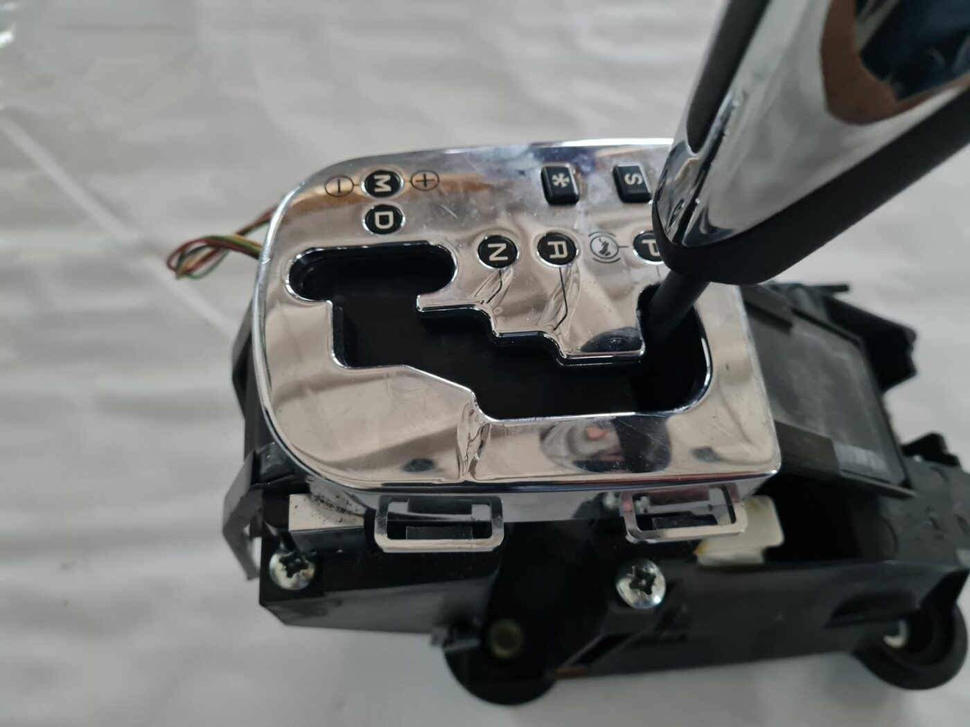 Ātrumu pārslēgšanas slēdzis priekš CITROEN C4 2006-2 2 Ātrumu pārslēgšanas slēdzis priekš CITROEN C4 2006-2