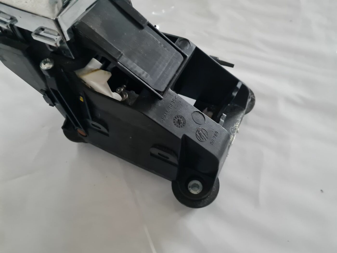 Ātrumu pārslēgšanas slēdzis priekš CITROEN C4 2006-2 6 Ātrumu pārslēgšanas slēdzis priekš CITROEN C4 2006-2