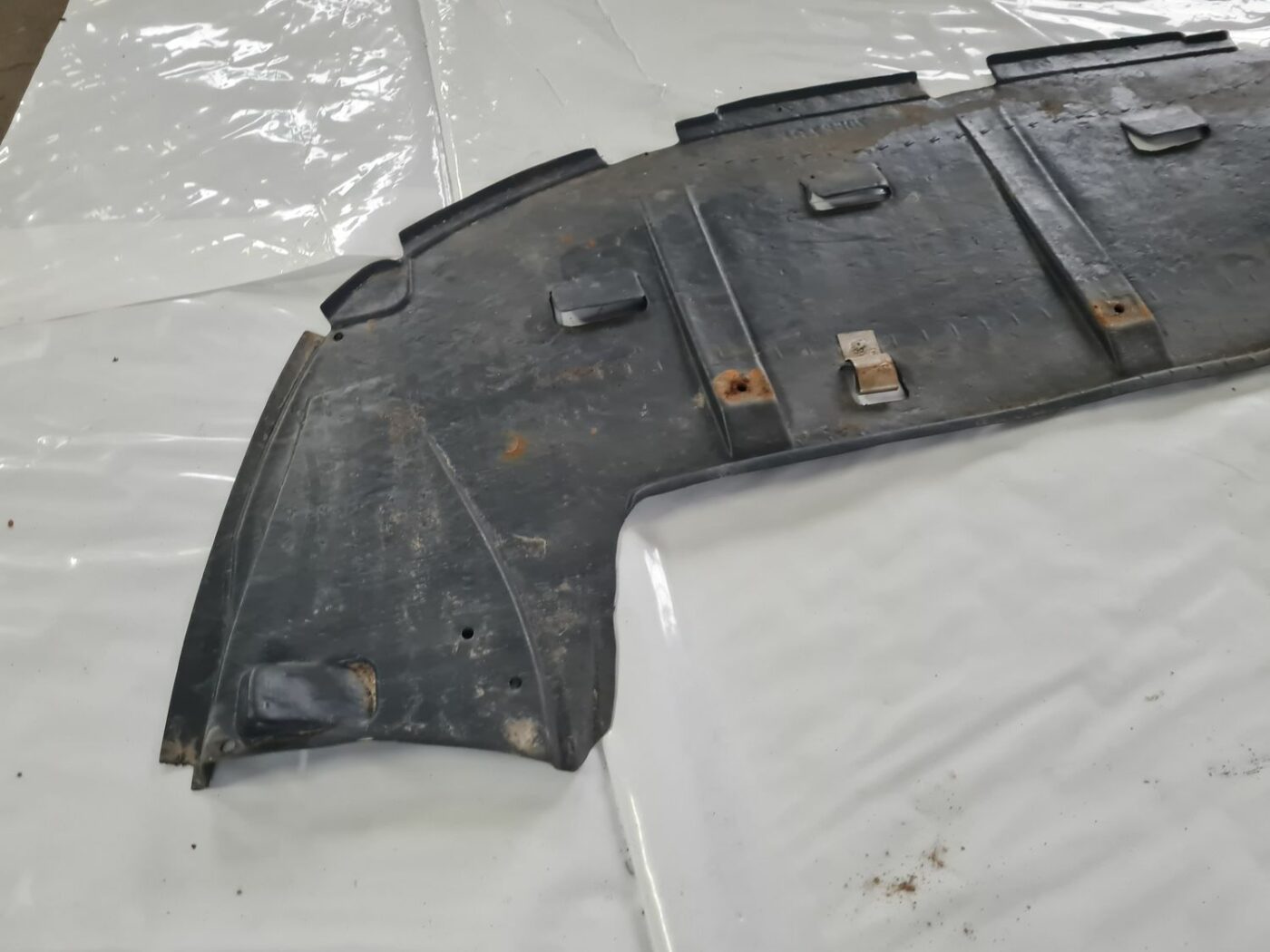 Priekšēja bufera aizsargs priekš CITROEN C4 2006-2 2 Priekšēja bufera aizsargs priekš CITROEN C4 2006-2