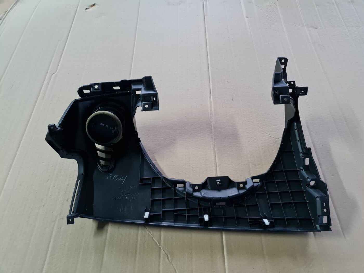 Mērinstrumentu paneļa apdare augšā priekš MAZDA 3 2007 4 Mērinstrumentu paneļa apdare augšā priekš MAZDA 3 2007