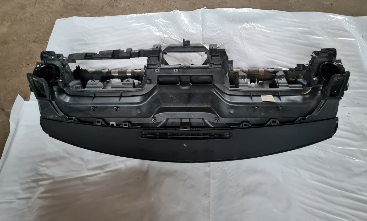 Mērinstrumentu panelis priekš MAZDA 3 2007 1 Mērinstrumentu panelis priekš MAZDA 3 2007