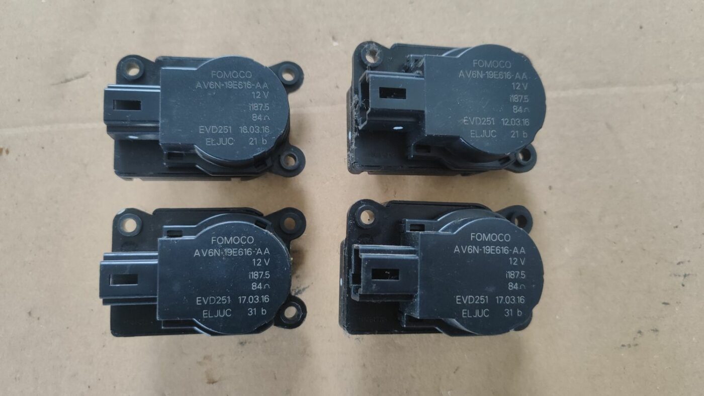 Apsildes sistēmas aktuators priekš FORD FOCUS 2016 UNIVERSAL