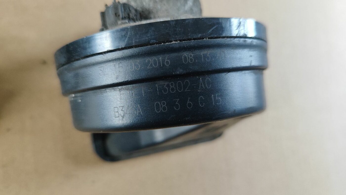 Skaņas signāls priekš FORD FOCUS 2016 UNIVERSAL 6 Skaņas signāls priekš FORD FOCUS 2016 UNIVERSAL