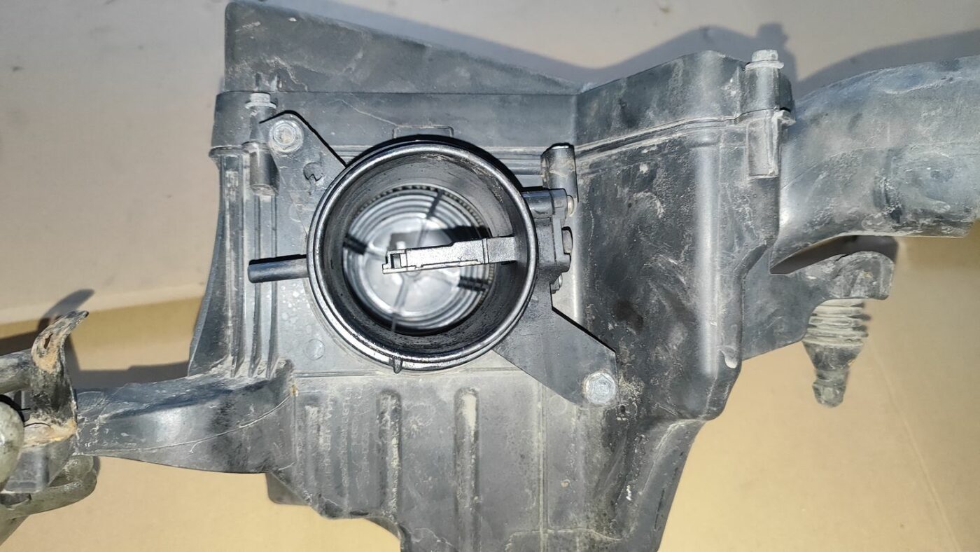 Gaisa filtra korpuss priekš FORD FOCUS 2016 UNIVERSAL 6 Gaisa filtra korpuss priekš FORD FOCUS 2016 UNIVERSAL