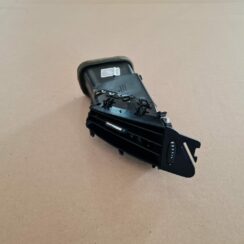 Mērinstrumentu paneļa gaisa vads, centrā priekš OPEL ASTRA J 2013