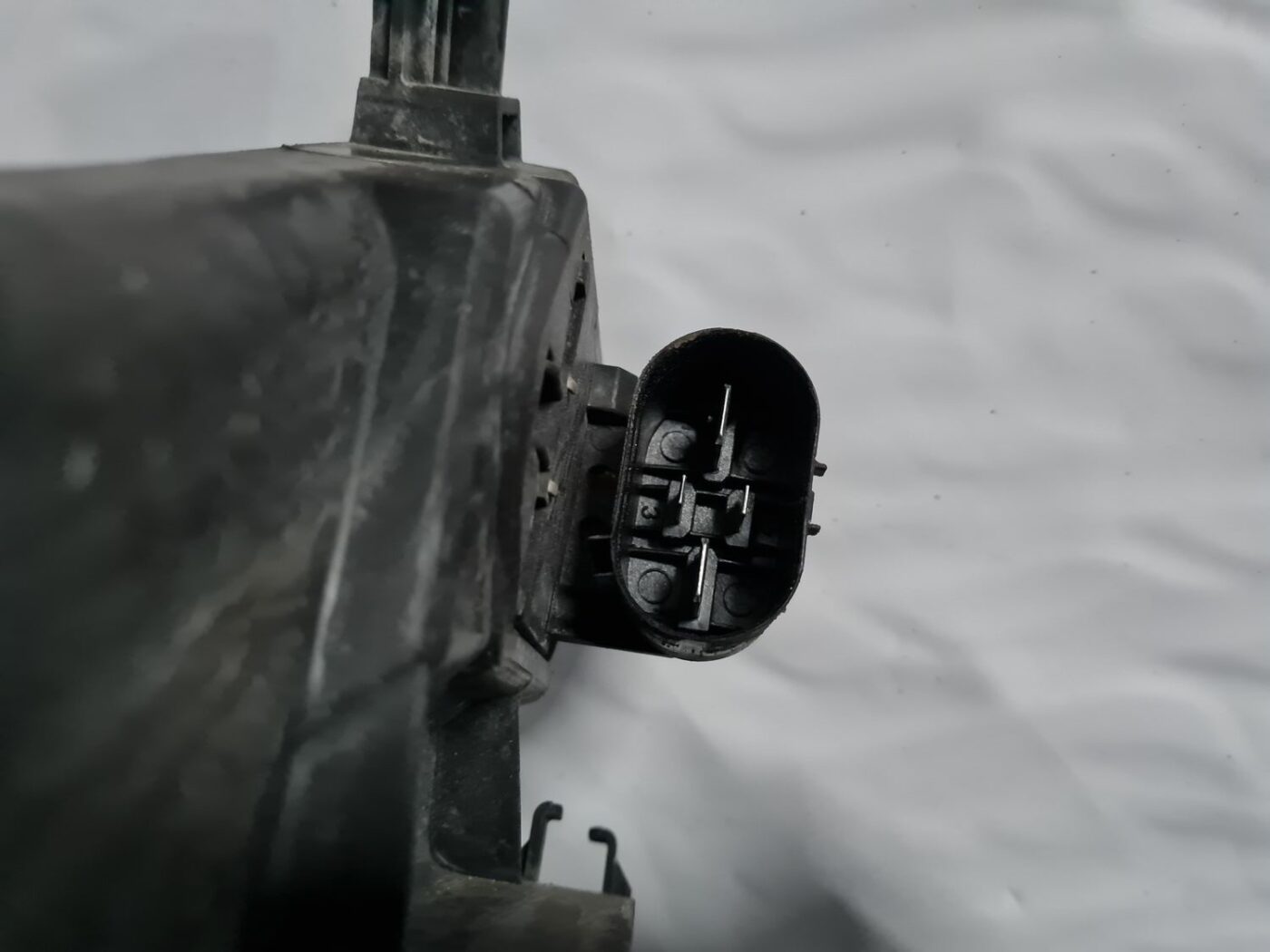 Dzesēšanas radiatora ventilators priekš OPEL ASTRA J 2013 4 Dzesēšanas radiatora ventilators priekš OPEL ASTRA J 2013