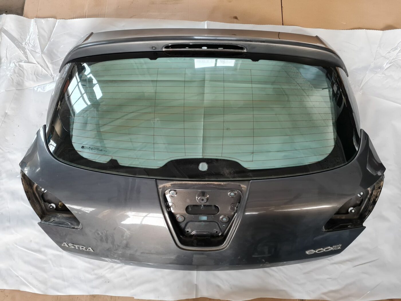 Bagāžnieka vāks priekš OPEL ASTRA J 2013