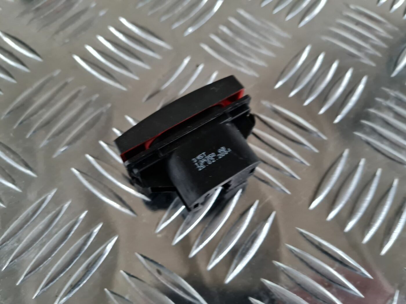 Trauksmes poga priekš FORD FOCUS C-MAX 2004 3 Trauksmes poga priekš FORD FOCUS C-MAX 2004