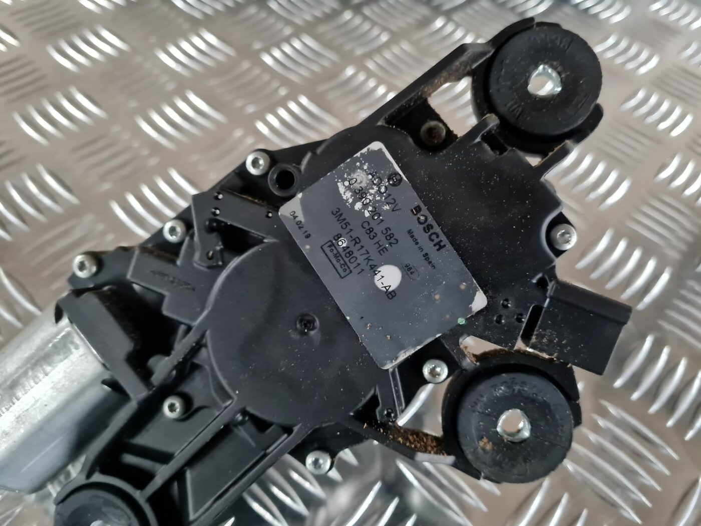 Aizmugurējā stikla tīrītāja motors priekš FORD FOCUS C-MAX 2004 2 Aizmugurējā stikla tīrītāja motors priekš FORD FOCUS C-MAX 2004