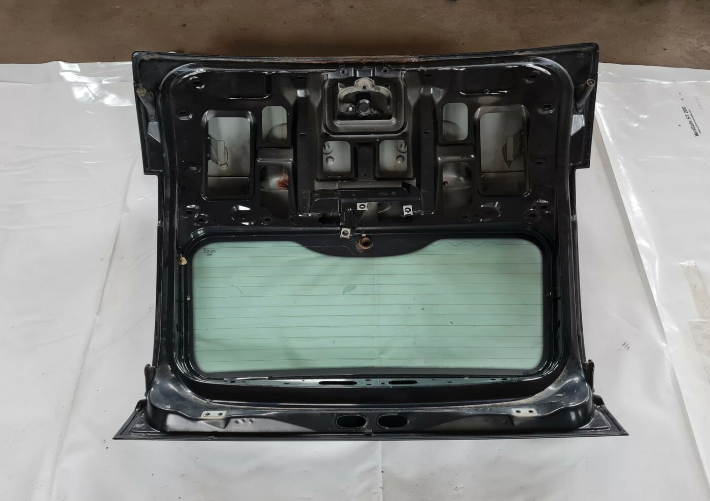 Bagāžnieka vāks priekš FORD FOCUS C-MAX 2004 3 Bagāžnieka vāks priekš FORD FOCUS C-MAX 2004