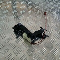 Degvielas tvertnes vāka slēdzene priekš MERCEDES BENZ ML320 2006 SILVER