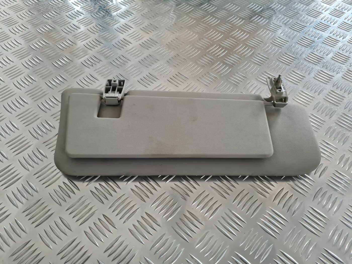 Saules aizsargs priekš MERCEDES BENZ ML320 2006 SILVER 3 Saules aizsargs priekš MERCEDES BENZ ML320 2006 SILVER