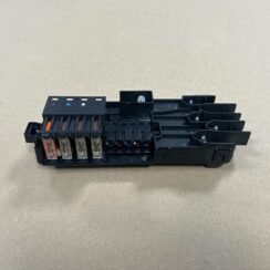 Drošinātāju bloks priekš MERCEDES BENZ ML320 2006 SILVER