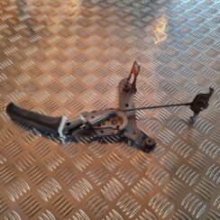 Stāvbremzes svira priekš VOLVO V70 2002 ASHGOLD