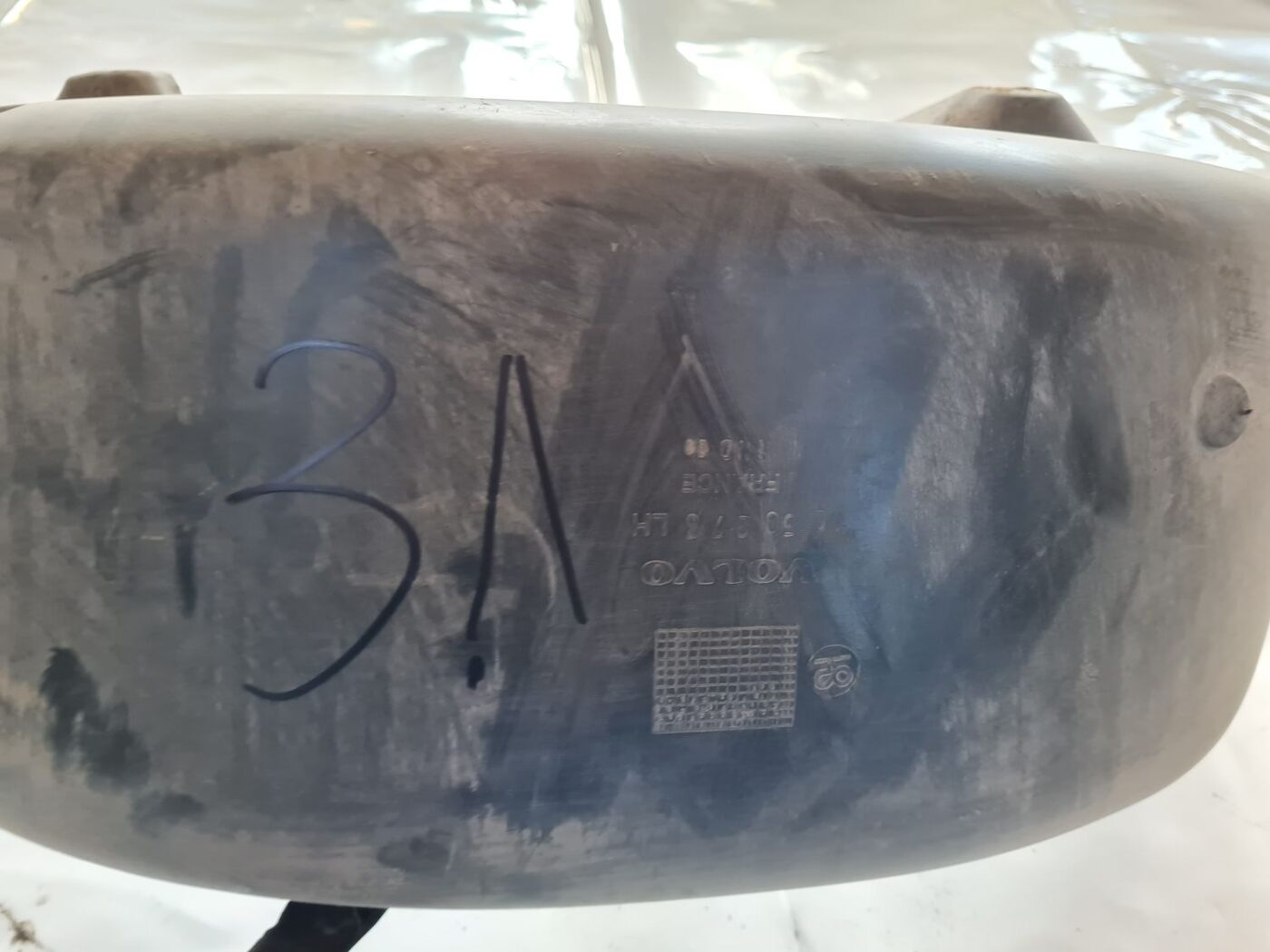 Aizmugurējais kreisais paspārns priekš VOLVO V70 2002 ASHGOLD