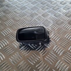 Salona durvju rokturis, aizmugures kreisais priekš MITSUBISHI LANCER 2006