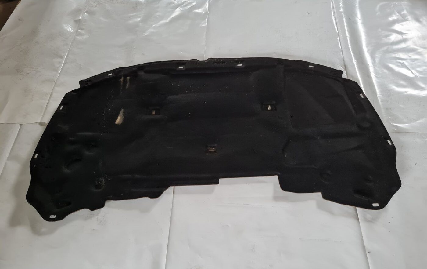 Pārsega trokšņa izolācija priekš VOLVO V70 2003 SILVER 1 Pārsega trokšņa izolācija priekš VOLVO V70 2003 SILVER