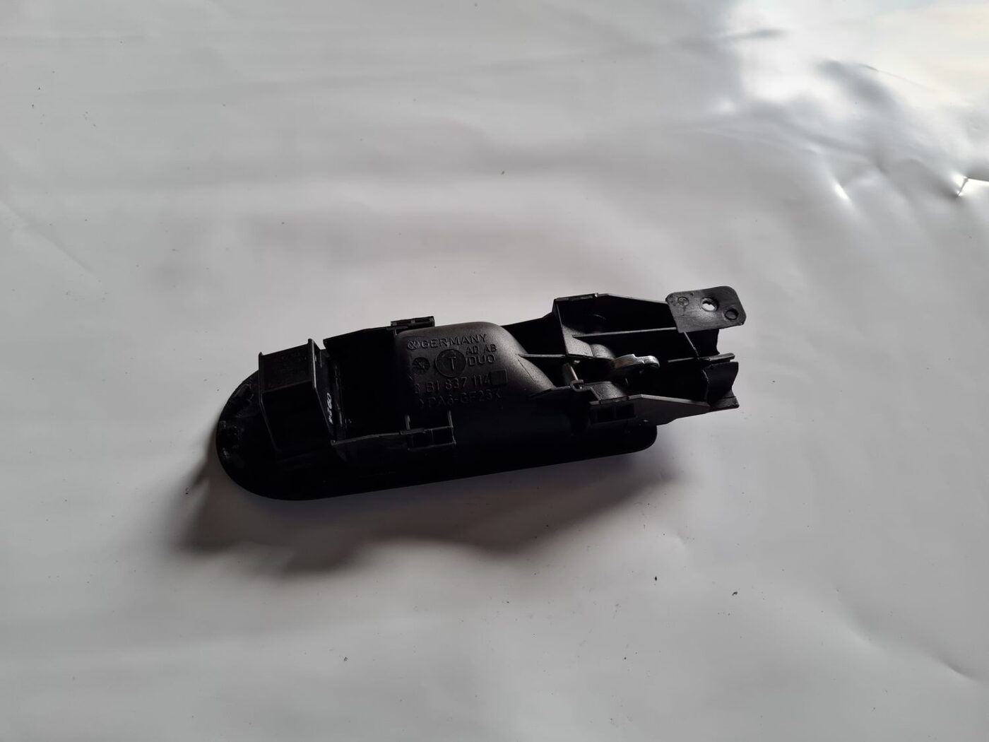 Salona durvju rokturis, priekšējais labais priekš VW PASSAT 2004 UNIVERSAL GREY